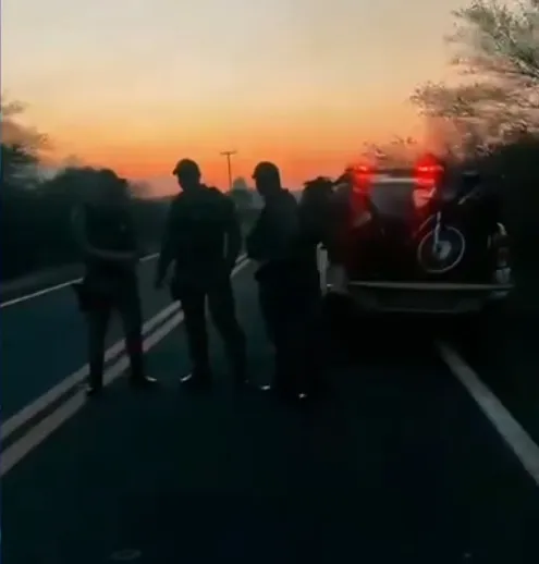 Menores de idade são flagrados pela PM praticando grau e perturbando moradores na localidade São Luiz, zona rural de Pedro II; confira!