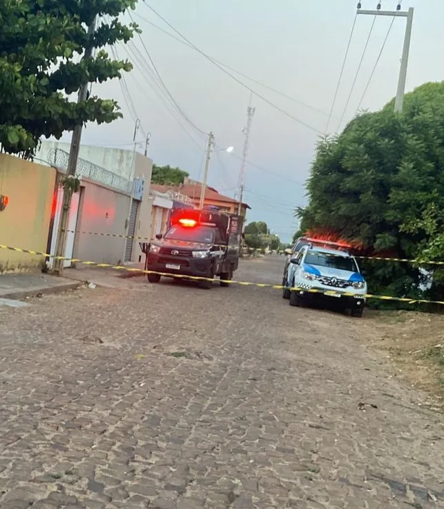 Mulher é morta a tiros durante a madrugada em Pedro II