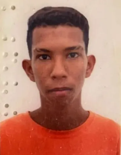 Jovem desaparece após sair de casa em Pedro II; familiares buscam por informações