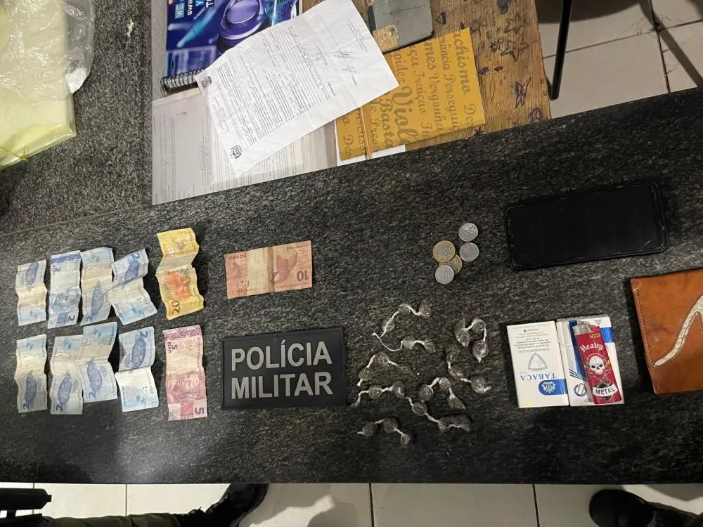 Dois homens são detidos com drogas no bairro Capelinha, em Pedro II