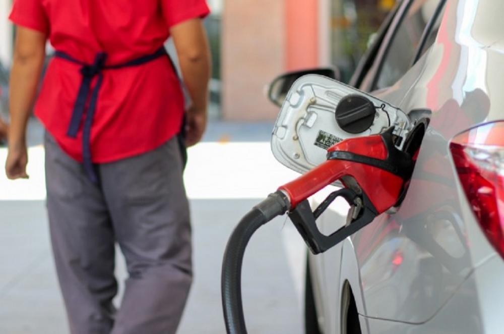 DISPAROU: Preço médio do litro da gasolina comum chega a R$ 7,90, em Pedro II
