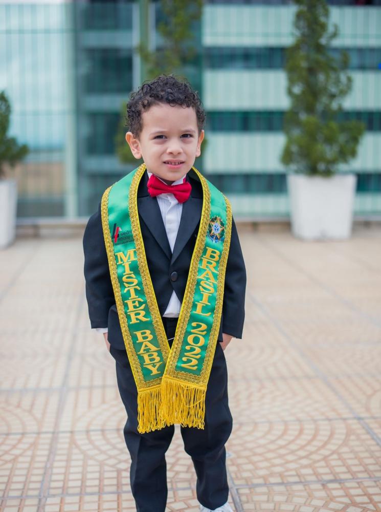 Com pingente de Opala, Pedrossegundense vence o Mister Baby Brasil 2022, e se classifica para o concurso internacional