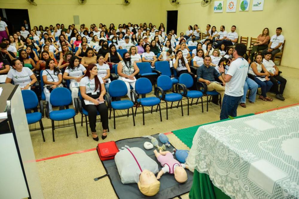 CEEP de Pedro II realiza a IX Semana de Enfermagem