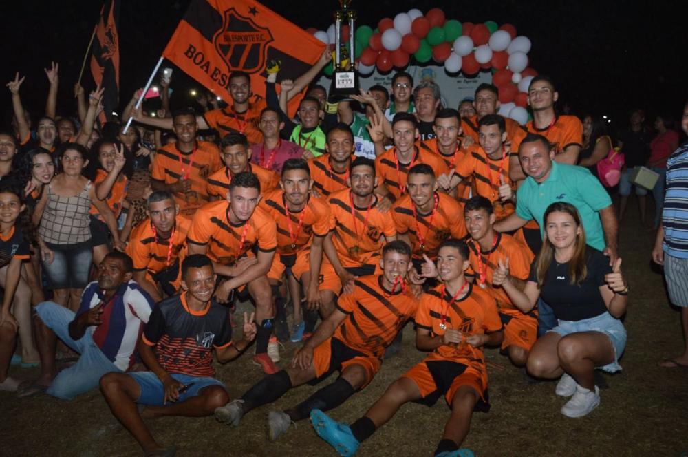 Boa Esporte é campeão do Copão Urbano/Rural de Lagoa de São Francisco; representante da Lagoa de Fora é eleita musa do campeonato 