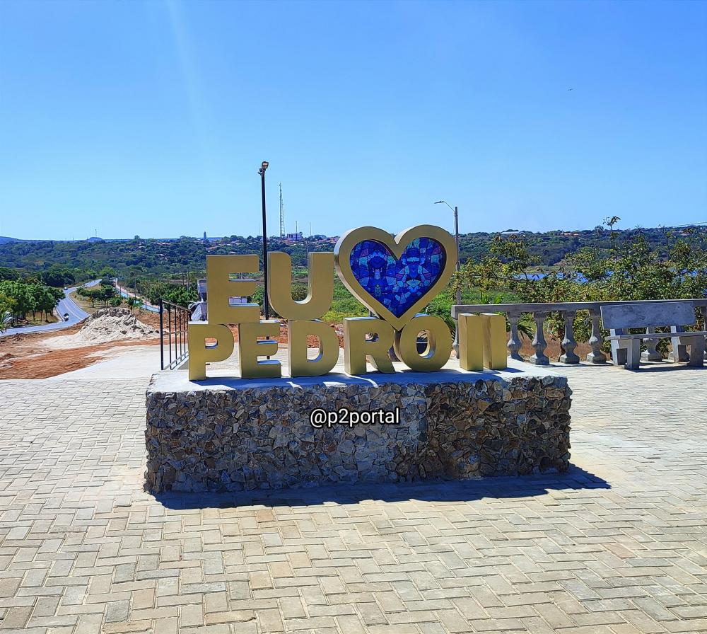 Praça Pedro II, às margens do Açude Joana, se tornou o novo local de visitação na cidade
