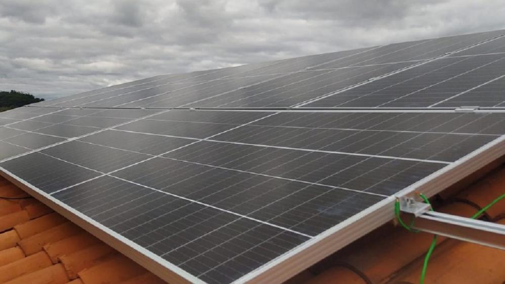 Energia Solar gera economia de até 95% na conta de luz; conheça a P2 solar de Pedro II e veja as vantagens!