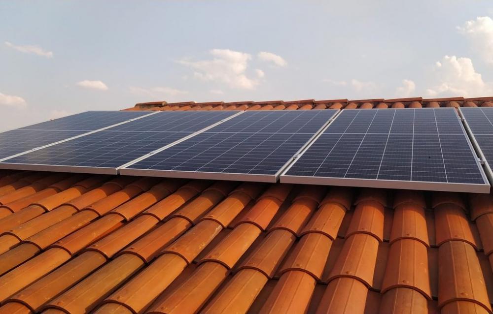 Energia Solar gera economia de até 95% na conta de luz; conheça a P2 solar de Pedro II e veja as vantagens!