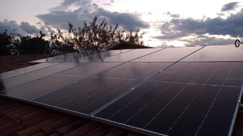 Energia Solar gera economia de até 95% na conta de luz; conheça a P2 solar de Pedro II e veja as vantagens!