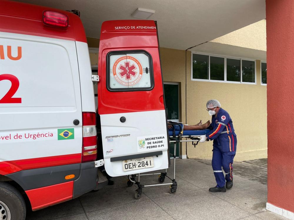 Dois acidentes deixam duas pessoas feridas em Pedro II 