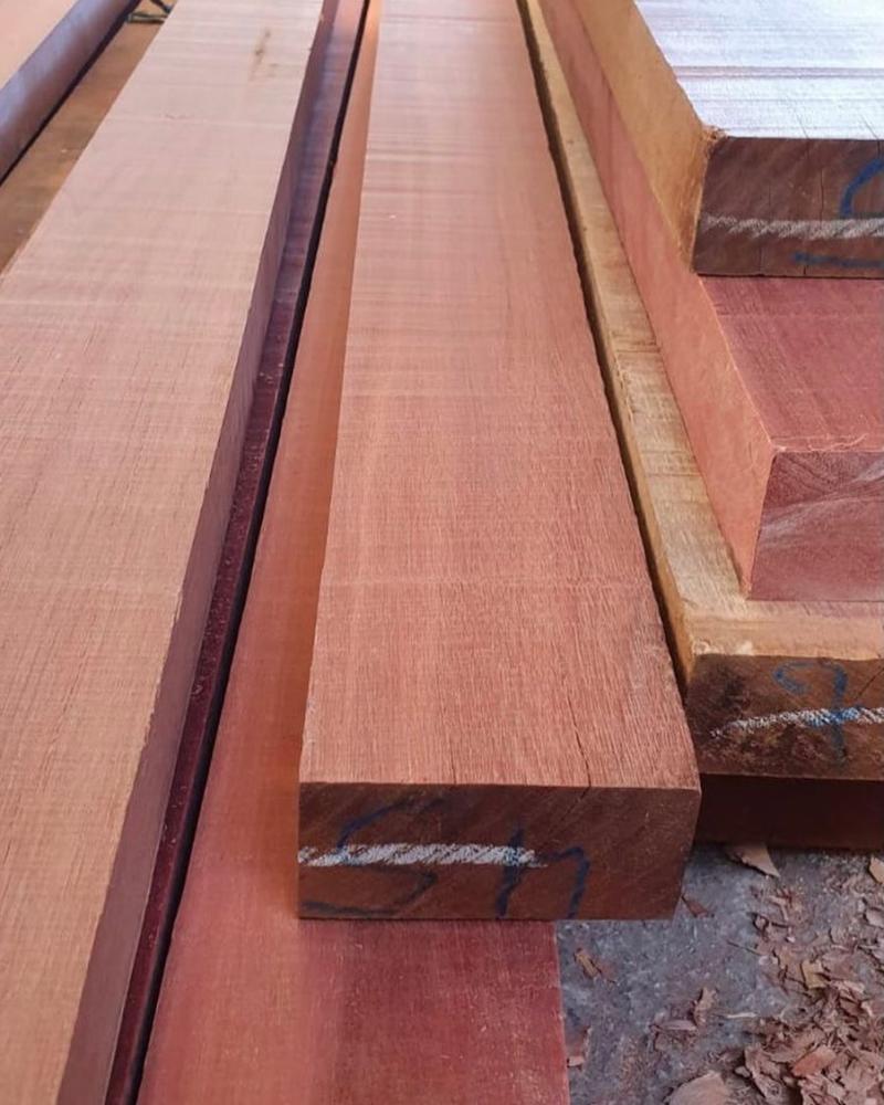 Precisa de madeira para a sua construção ou reforma? A Madeireira Ramos é o local certo!