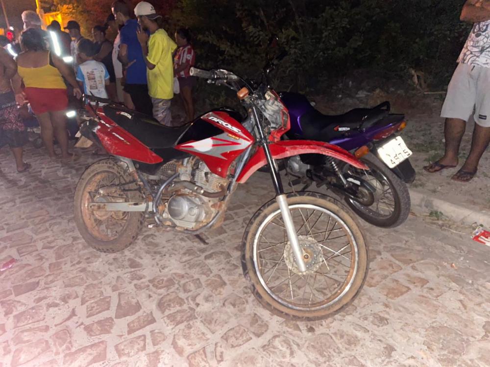 Colisão entre motos deixa duas pessoas feridas em Pedro II 