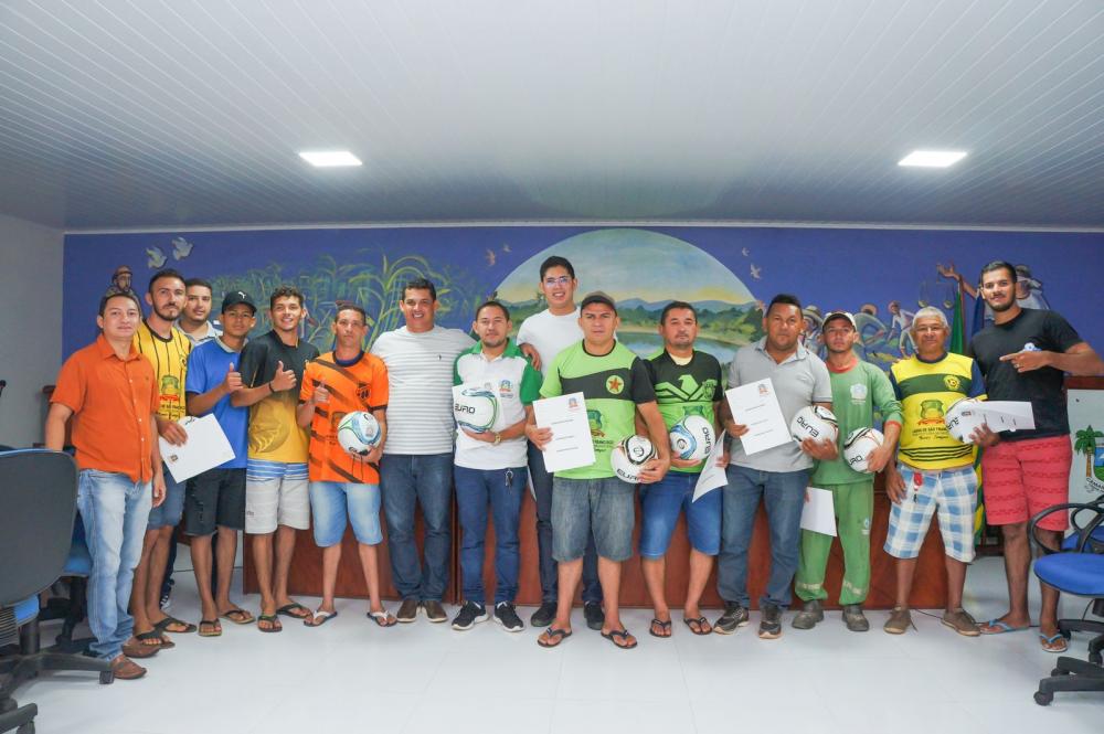 Copa Cidade de Futebol é lançada em Lagoa de São Francisco 