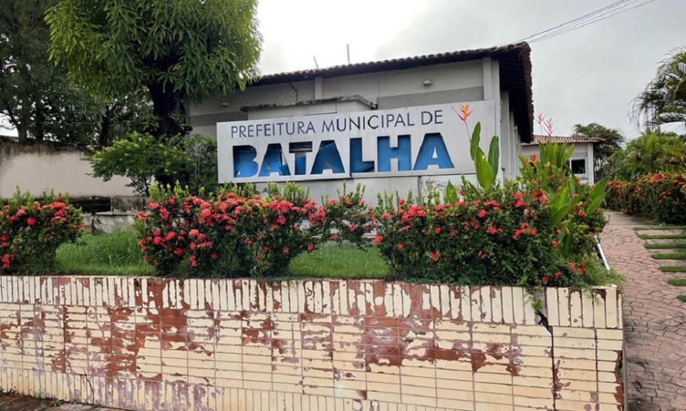 Prefeitura de Batalha/PI abre teste seletivo com 27 vagas e salários de até R$ 3.200,00