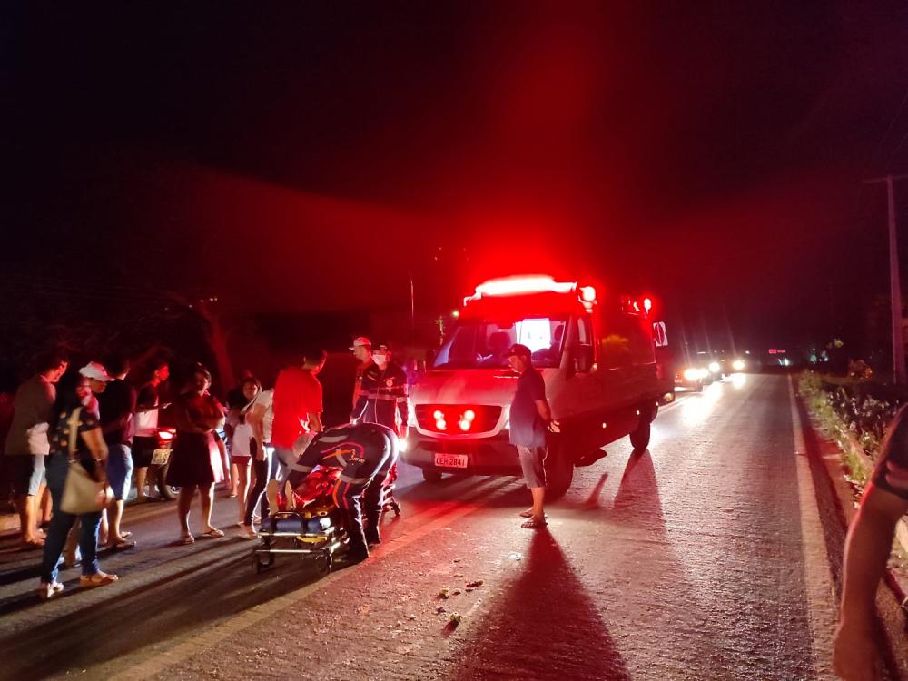 Duas jovens ficaram feridas após colisão de moto com vaca na PI-216, em Pedro II