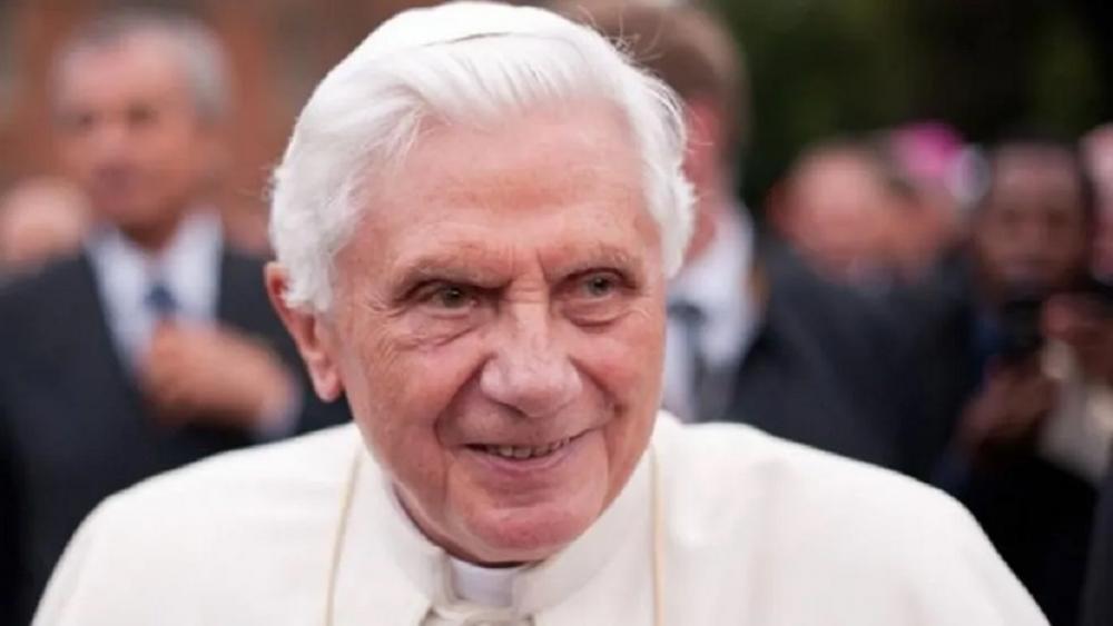 Morre papa emérito Bento XVI, aos 95 anos, em Roma