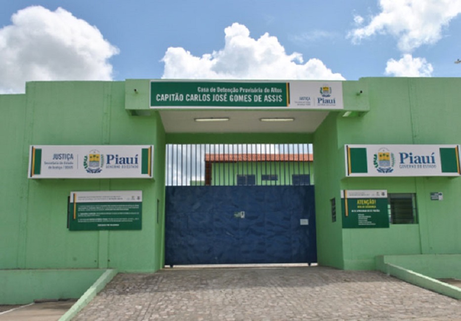 Nove presos fogem da penitenciária de Altos/PI durante a madrugada