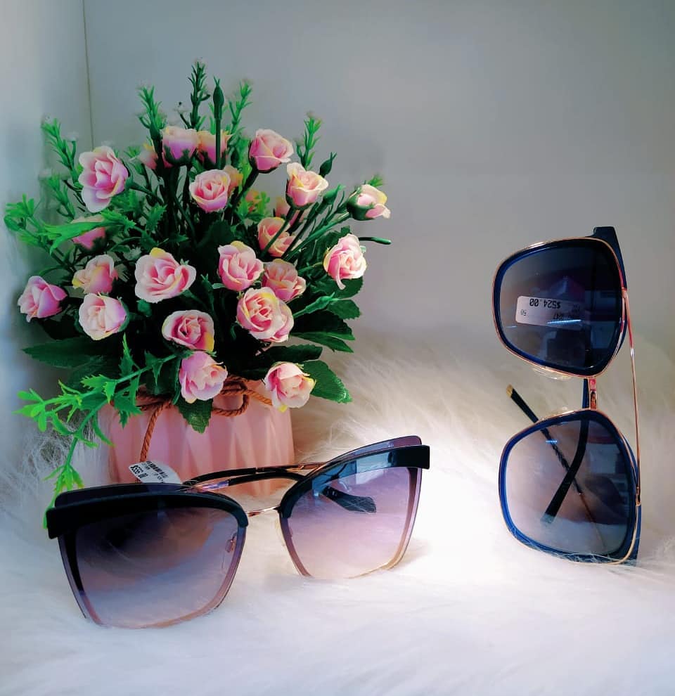 Agende já sua consulta na Óticas Diniz: variedade e qualidade em armações e lentes