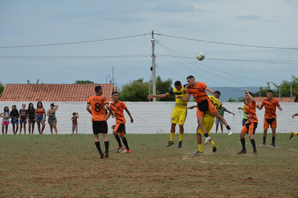 Boa Esporte e Cabeceiras disputam o título da Copa Cidade em Lagoa de São Francisco