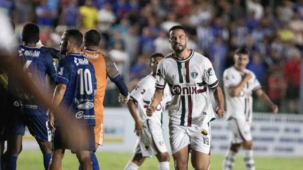 Com 1º tempo eletrizante, Parnahyba e Fluminense-PI empatam por 2 a 2 pelo Campeonato Piauiense