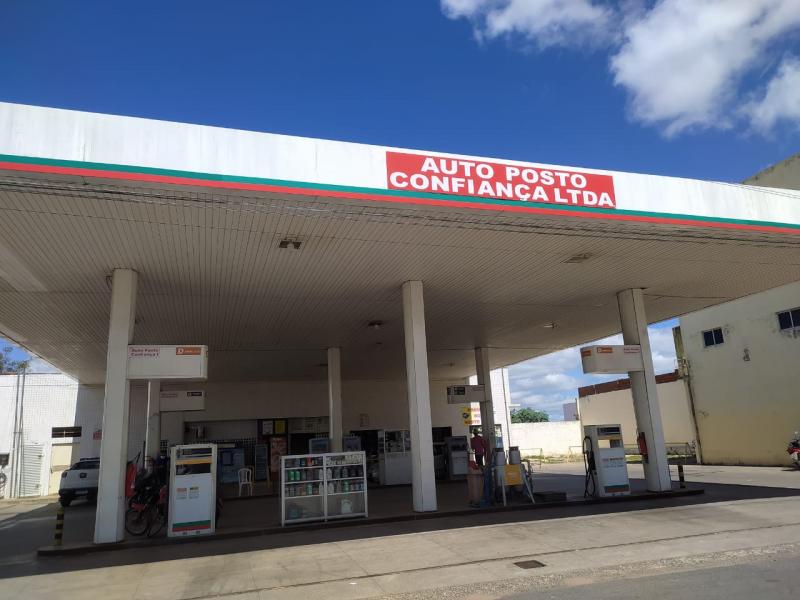 A Rede de Postos confiança em Pedro II atende 24h em dois endereços; venha conhecer!