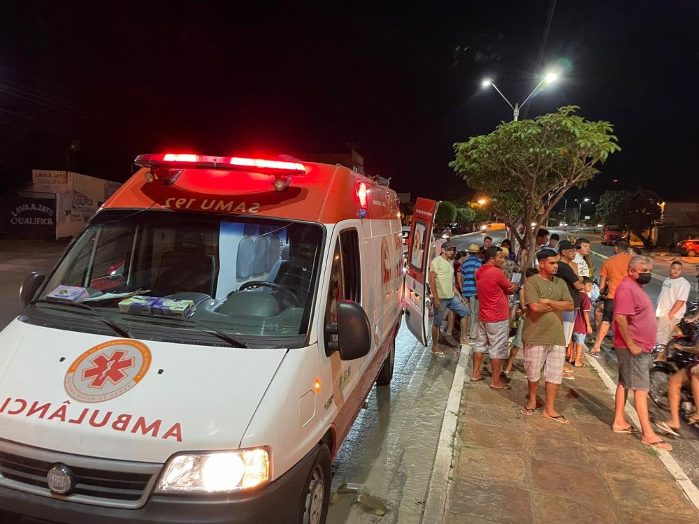 Jovem fica desacordado após acidente de moto em Pedro II