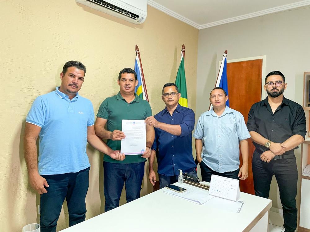 Lagoa de São Francisco paga o salário de janeiro já com reajuste do piso dos professores 