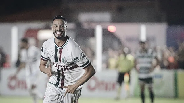 Com dois de Matheus Ramos, Flu-PI vence o Altos e assume liderança