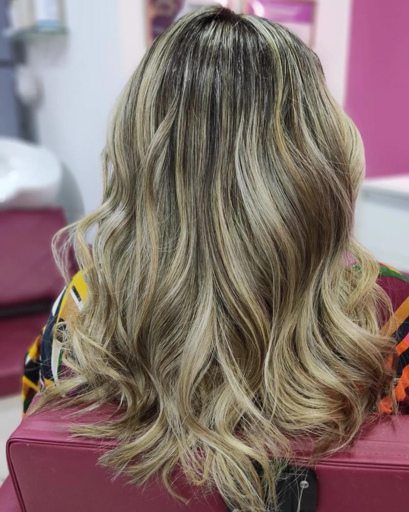 Transforme a sua Beleza com o Studio Ellen Ferreira em Pedro II 