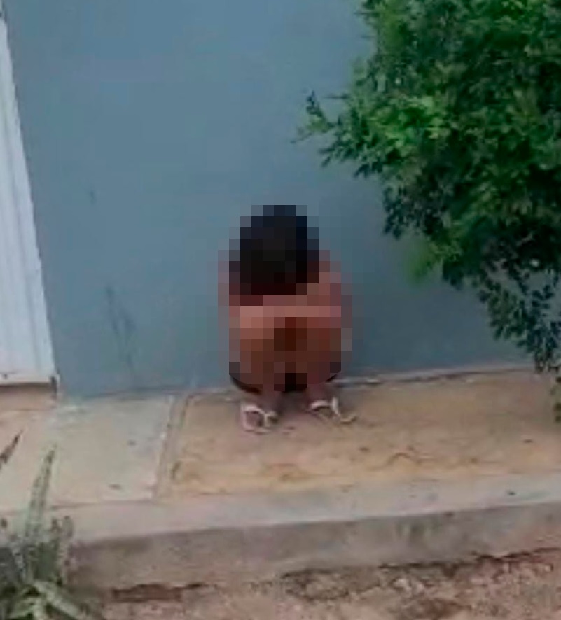 Mulher é presa por abandono de incapaz em Pedro II; criança foi encontrada chorando na calçada de uma rua 