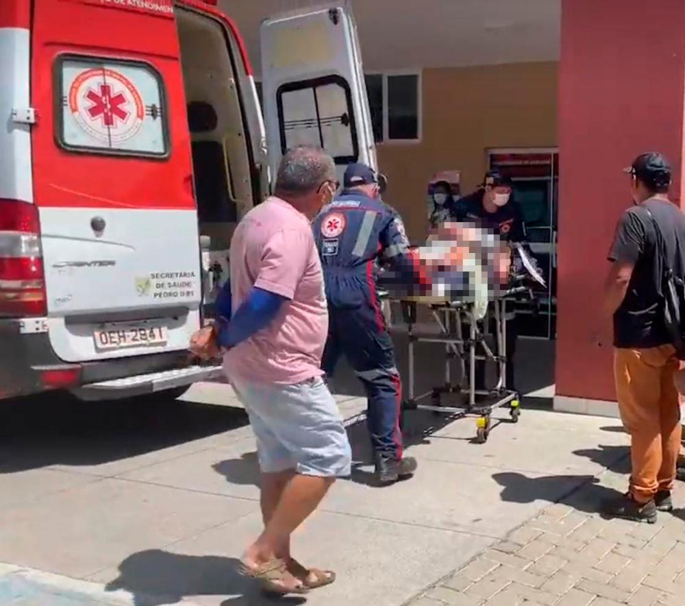 Homem que matou a esposa é socorrido após tentar suicídio e chega ao Hospital de Pedro II