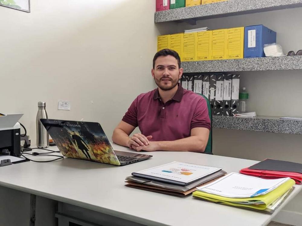 Enfermeiro Fernando Leopoldo é o novo diretor do Hospital Josefina Getirana Netta de Pedro II