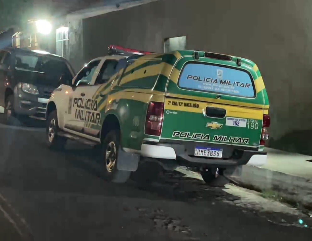 Jovem embriagado agride padrasto, ameaça mãe de morte e é preso pela Polícia, em Pedro II