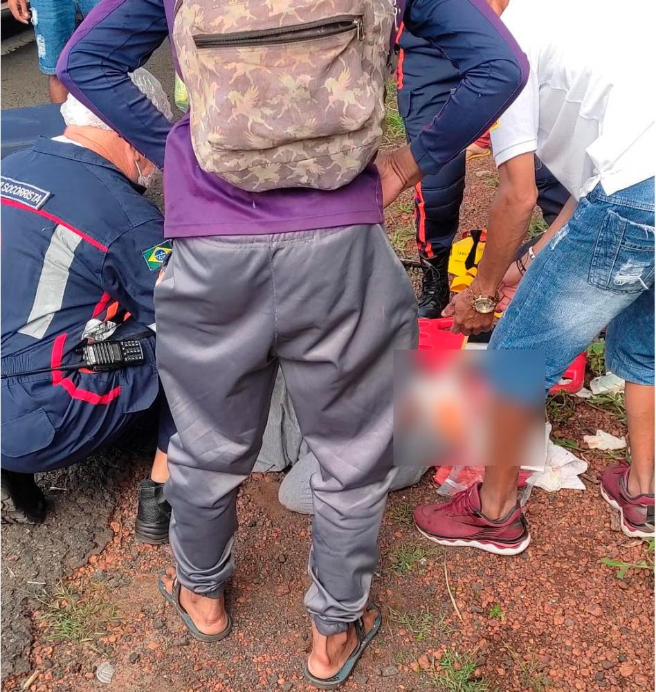 Motociclista sofre suspeita de traumatismo craniano após colisão contra animal em Pedro II