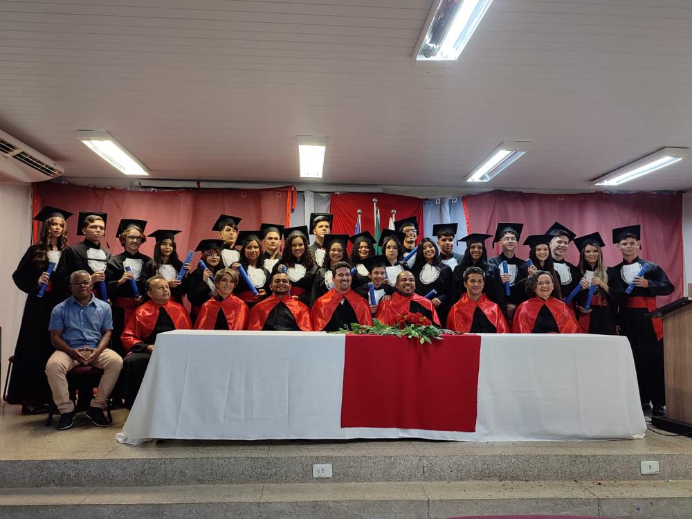 Celebrando conquistas: IFPI Pedro II realiza formatura de alunos nos cursos técnicos em Informática, Meio Ambiente e Administração