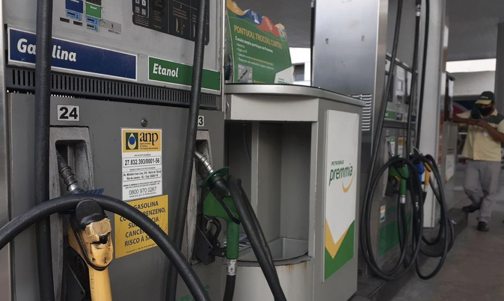 Donos de postos apontam queda de até 35% na venda de gasolina no Piauí