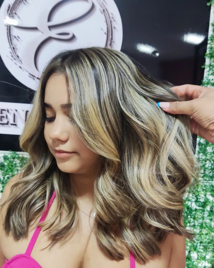 Experimente os melhores tratamentos de beleza no Studio Ellen Ferreira em Pedro II