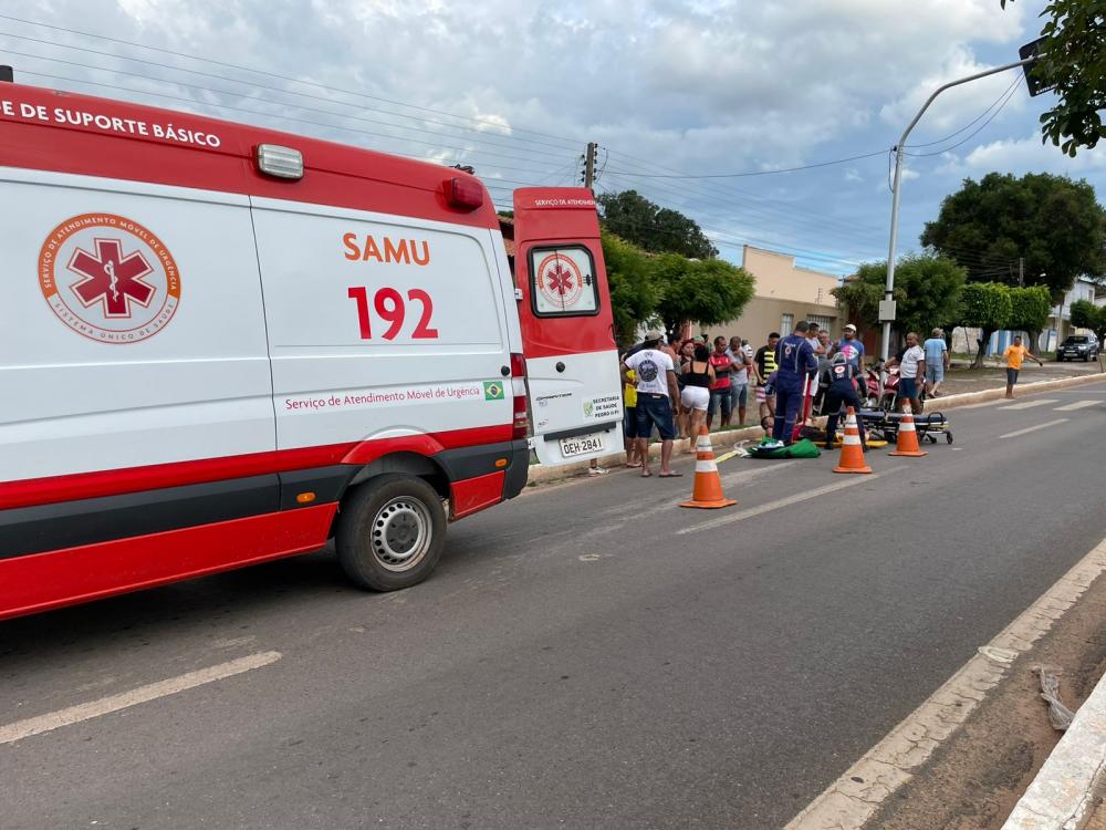 Colisão entre motos deixa duas pessoas feridas em Pedro II