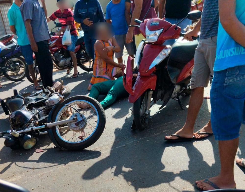 Grave colisão entre motos deixa duas pessoas feridas em Pedro II