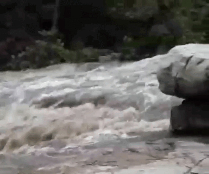 Parede de barragem rompe no Ceará e água chega a Domingos Mourão no Piauí