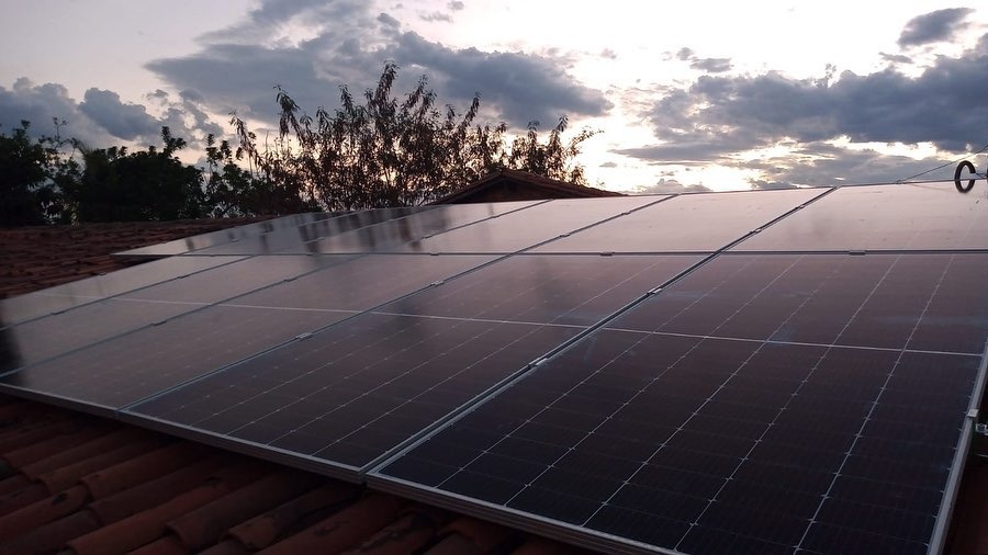 Conheça as placas solares inovadoras da Solar P2, e reduza seus custos de energia!