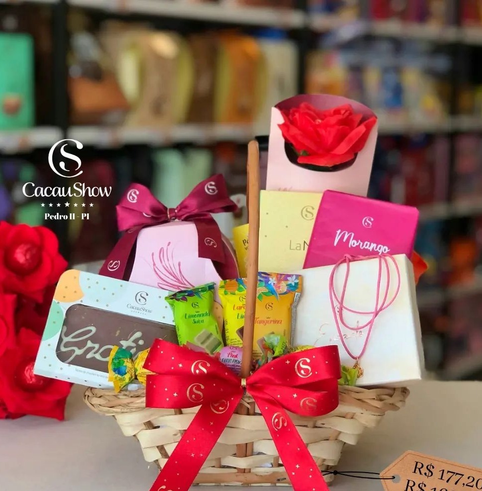 Surpreenda quem você ama com as cestas incríveis da Cacau Show de Pedro II