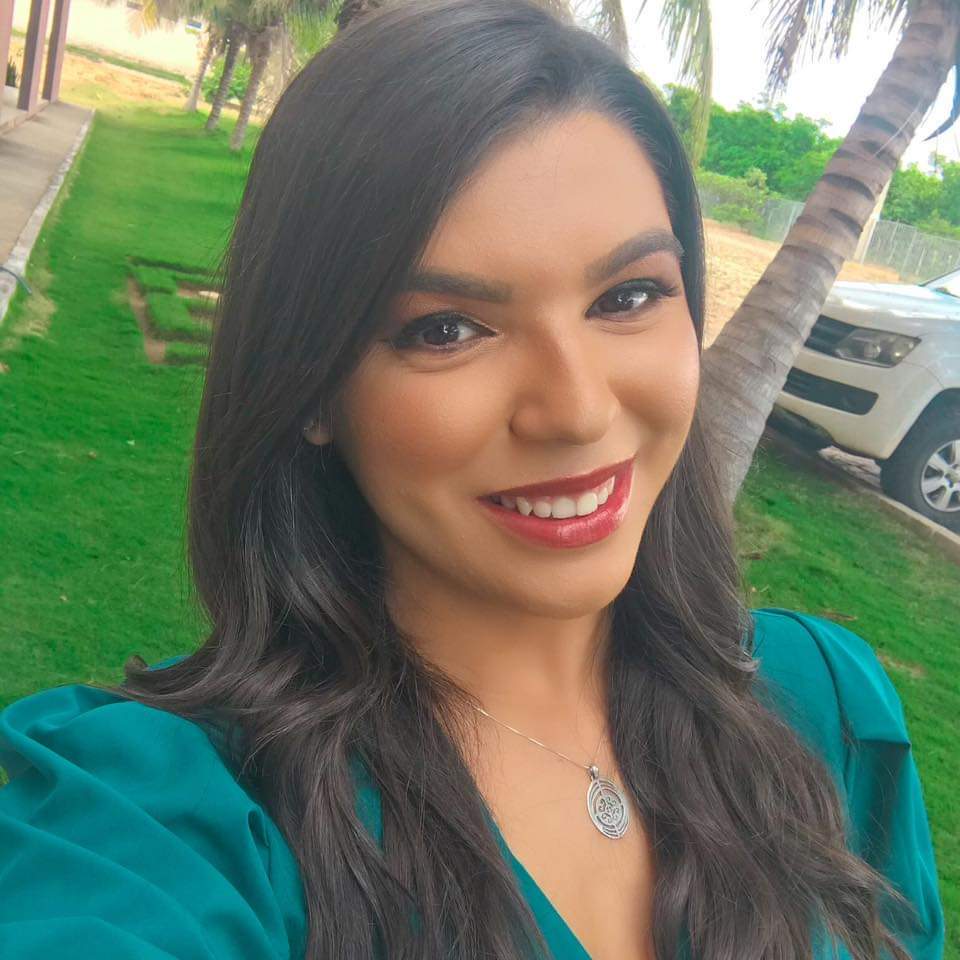 Egressa do IFPI de Pedro II é aprovada em Mestrado na Bahia; Campus já coleciona 21 aprovações!