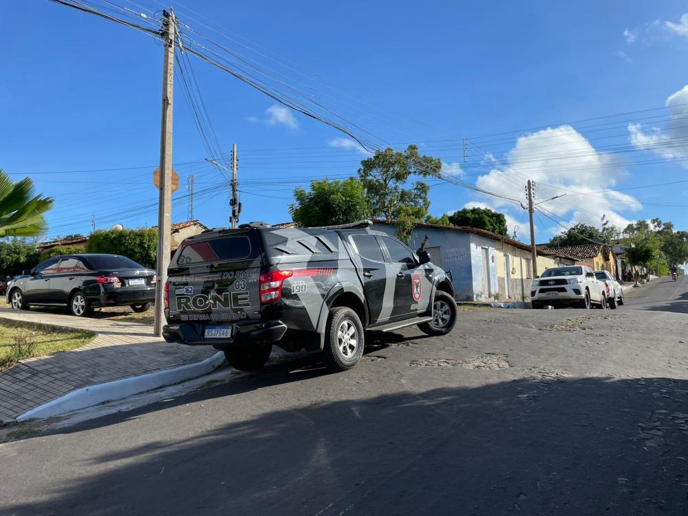 Operação Lapidação resulta em sete conduções e apreensões de drogas e armas em Pedro II