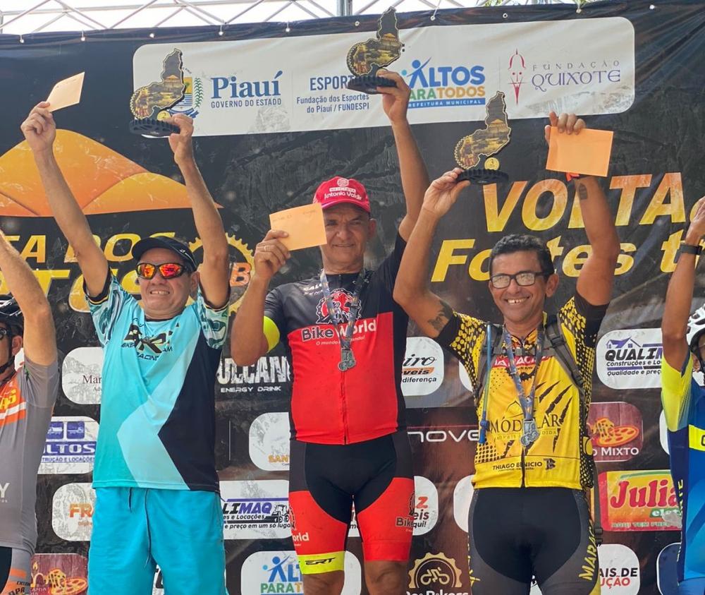Atleta de Pedro II vence prova de mountain bike em Altos, no PI
