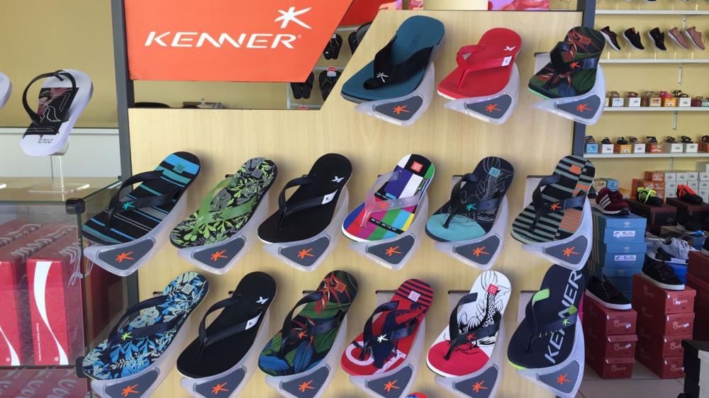 Venha conferir as novidades em calçados na Loja Rodrigo das Sandálias, no Centro de Pedro II