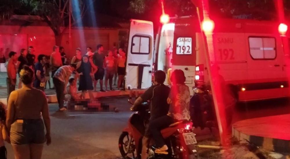 Jovem de 25 anos fica ferida após acidente com moto em Pedro II