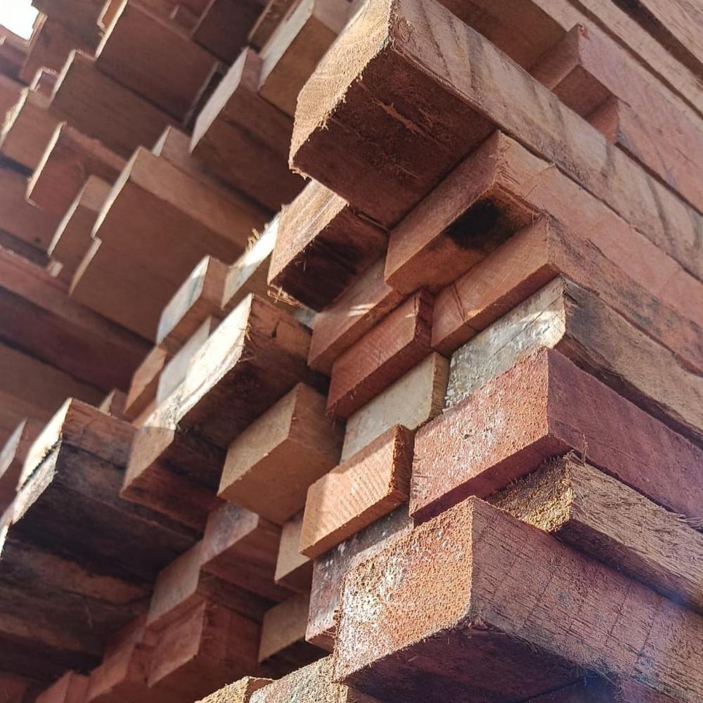 Alcance o sucesso no seu projeto de construção com as madeiras de alta qualidade da Madeireira Ramos!