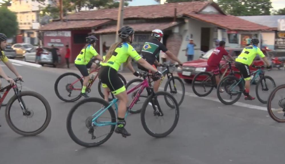 Passeio ciclístico foi realizado durante as festividades do 169º aniversário da cidade de Pedro II; confira os detalhes!
