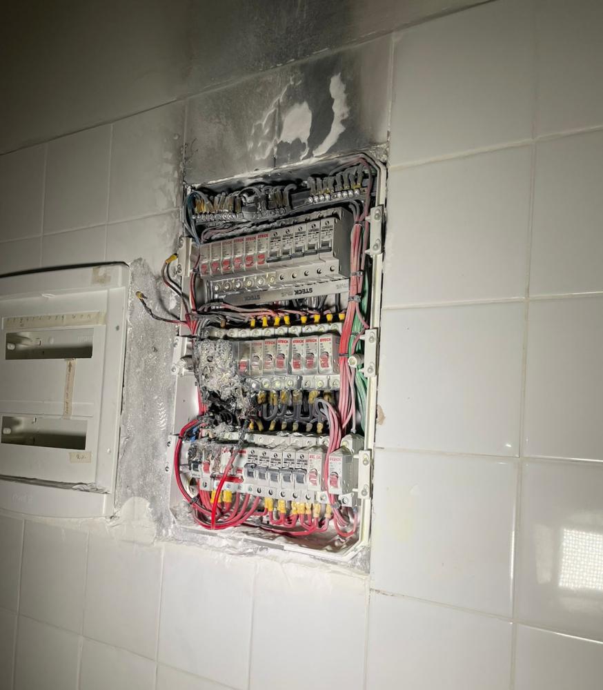 Curto-circuito provoca princípio de incêndio no Hospital Josefina Getirana Netta em Pedro II