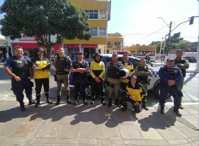 Na semana nacional do transito, STRANS promove ações no centro e nas escolas e realiza blitz educativa em Pedro II; confira! 